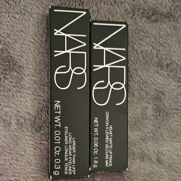 NARS Velvet Matte Dolce Vita Lip Pencil And Via Veneto Eyeliner - Picture 1 of 3
